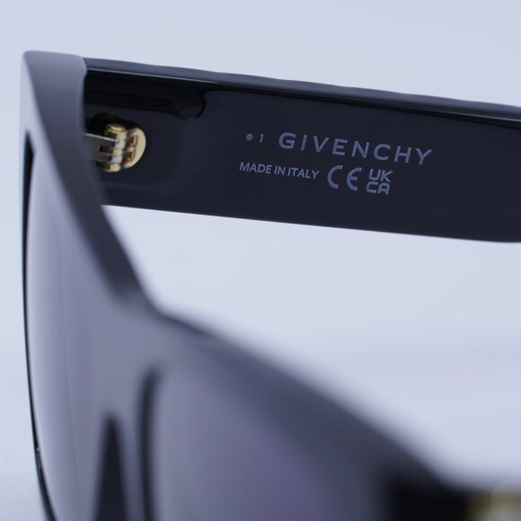 🕶️ New Givenchy GV40076I 01A Sunglasses - Black Frame, Grey Lenses - Picture 7 of 9
